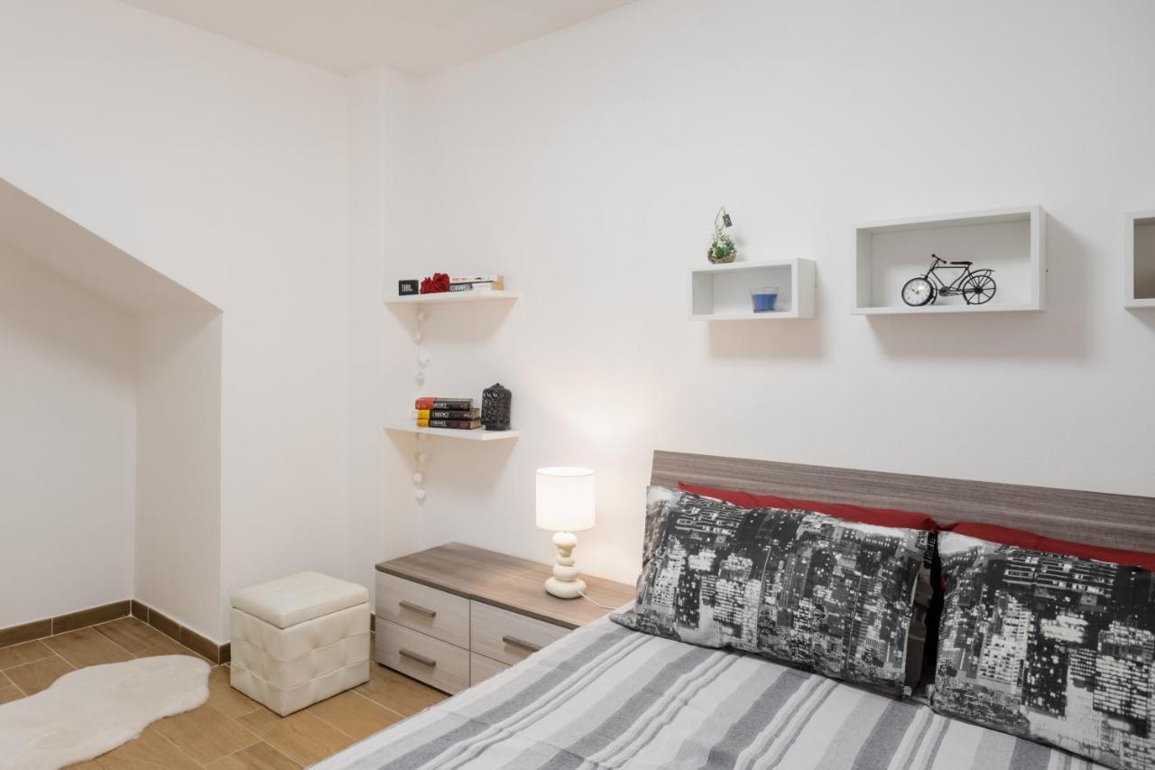 Los Gatos Apartment Алгеро Екстериор снимка